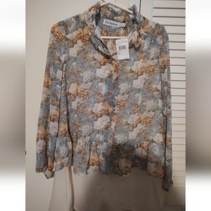 Es Saison floral blouse size medium new with tags